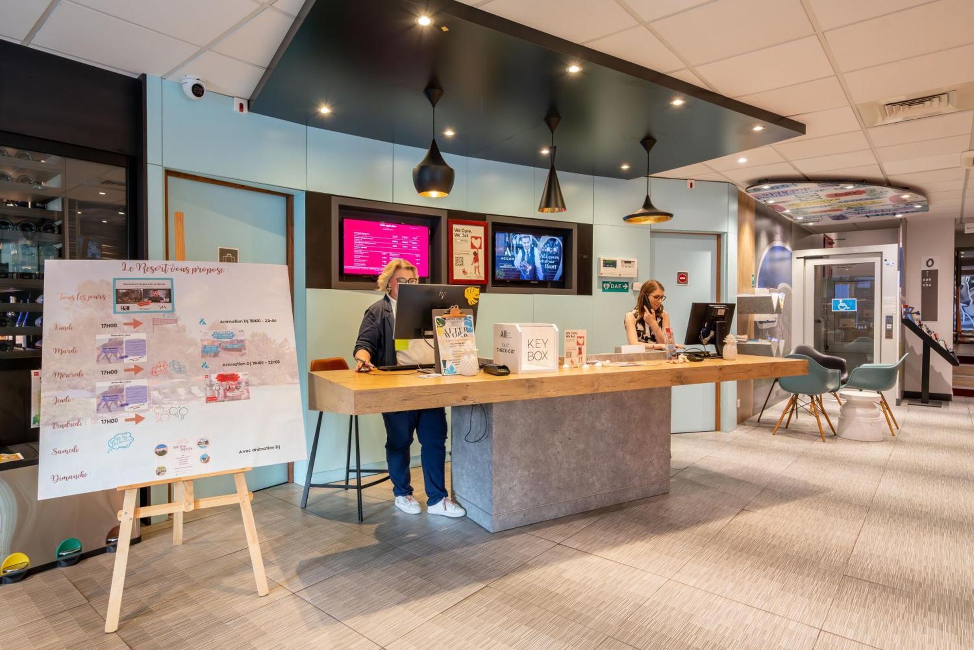 Ibis Antibes Sophia-Antipolis Valbonne Exterior foto